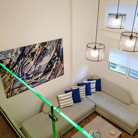 Апартаменты City House Loft Каламата Экстерьер фото