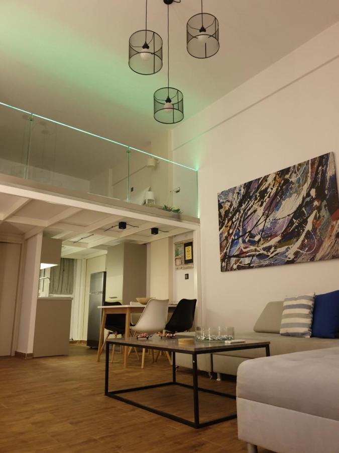 Апартаменты City House Loft Каламата Экстерьер фото