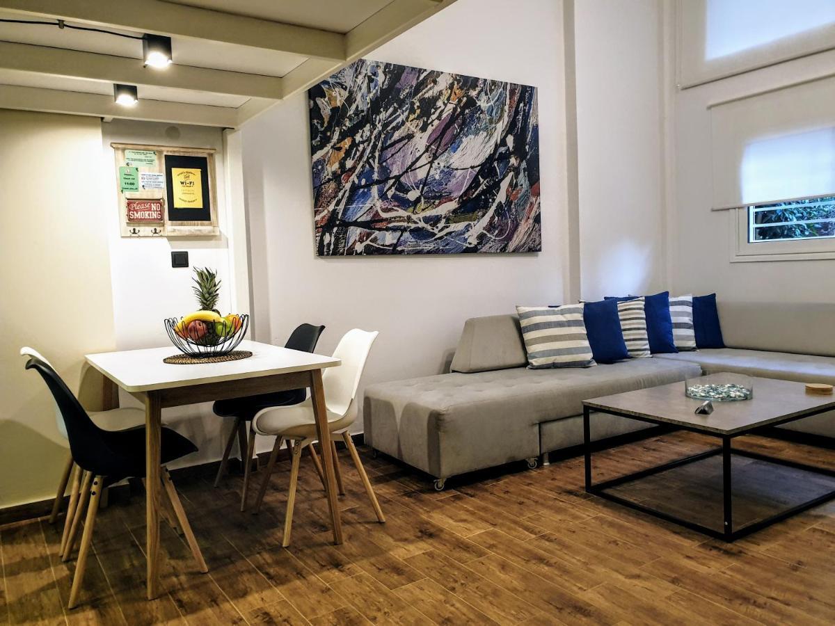 Апартаменты City House Loft Каламата Экстерьер фото